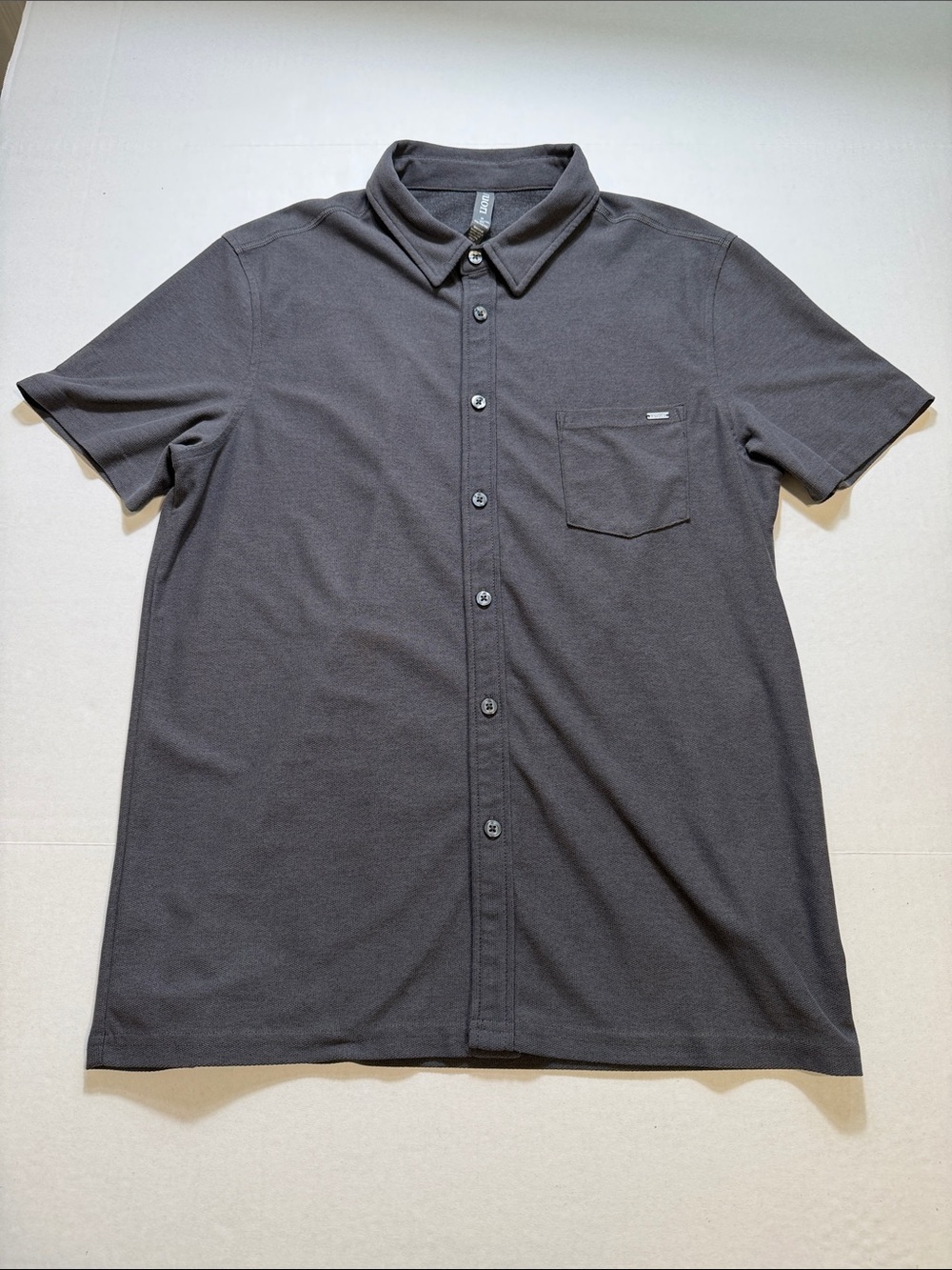 Vuori Short Sleeve Ace Button Down Shirt
